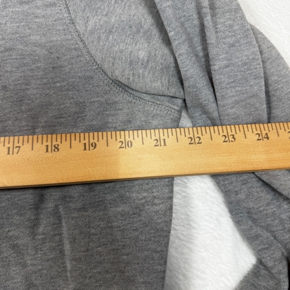 Bench Hoodie Mens Size XL Gray Pullover Pocket Spellout Casual Comfy - Picture 6 of 8